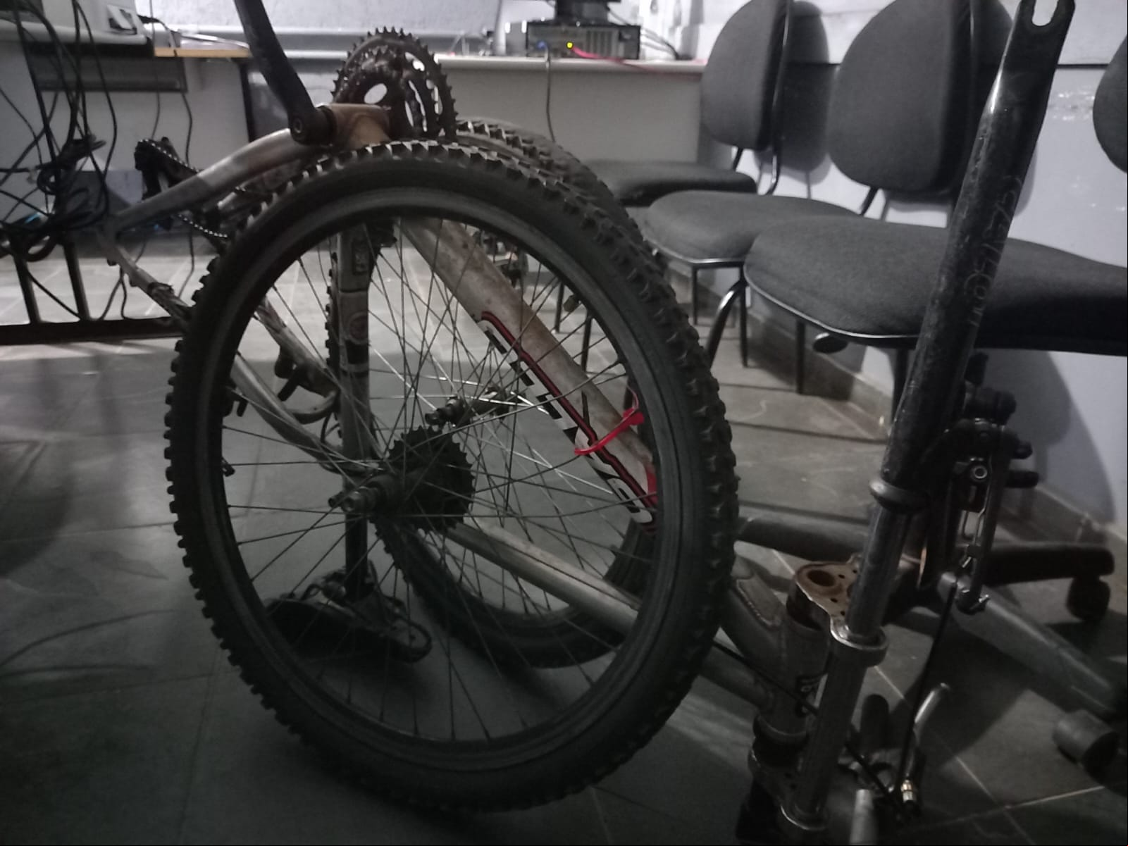 Bicicleta utilizada pelo criminoso
