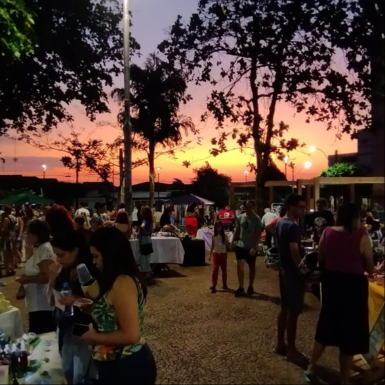Feira do Pôr do Sol